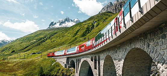 瑞士 特色小鎮‧深度鐵路遊16天